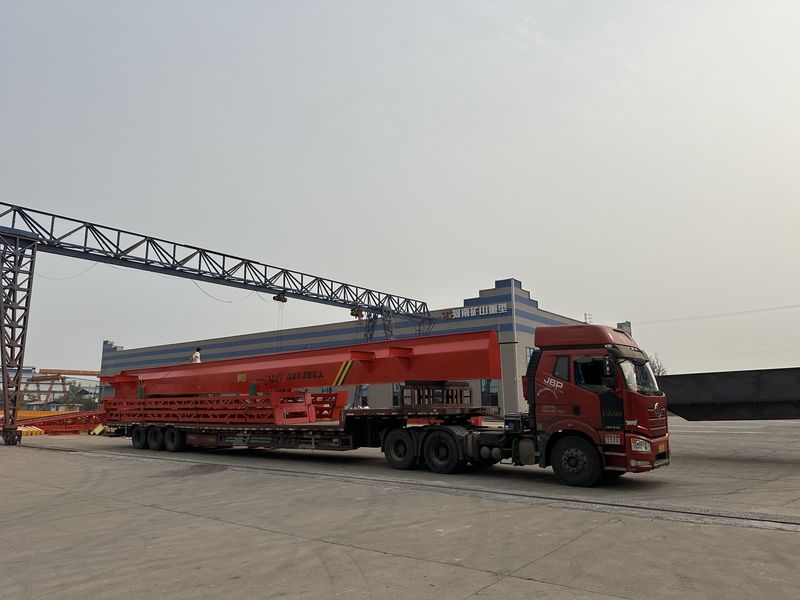 電動(dòng)葫蘆門式起重機(jī)25噸，發(fā)往四川成都