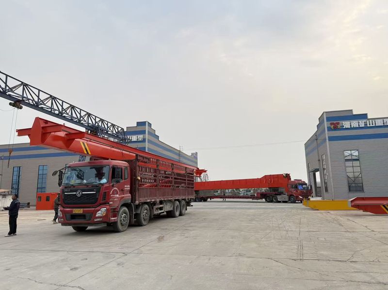 上包下花龍門(mén) MHxh5t-20m 制作完成  裝車(chē)發(fā)出